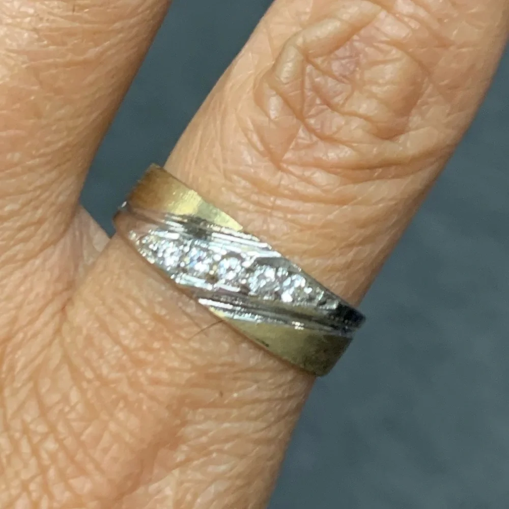 New 8mm 14k yellow Gold Men’s CZ Wedding Band